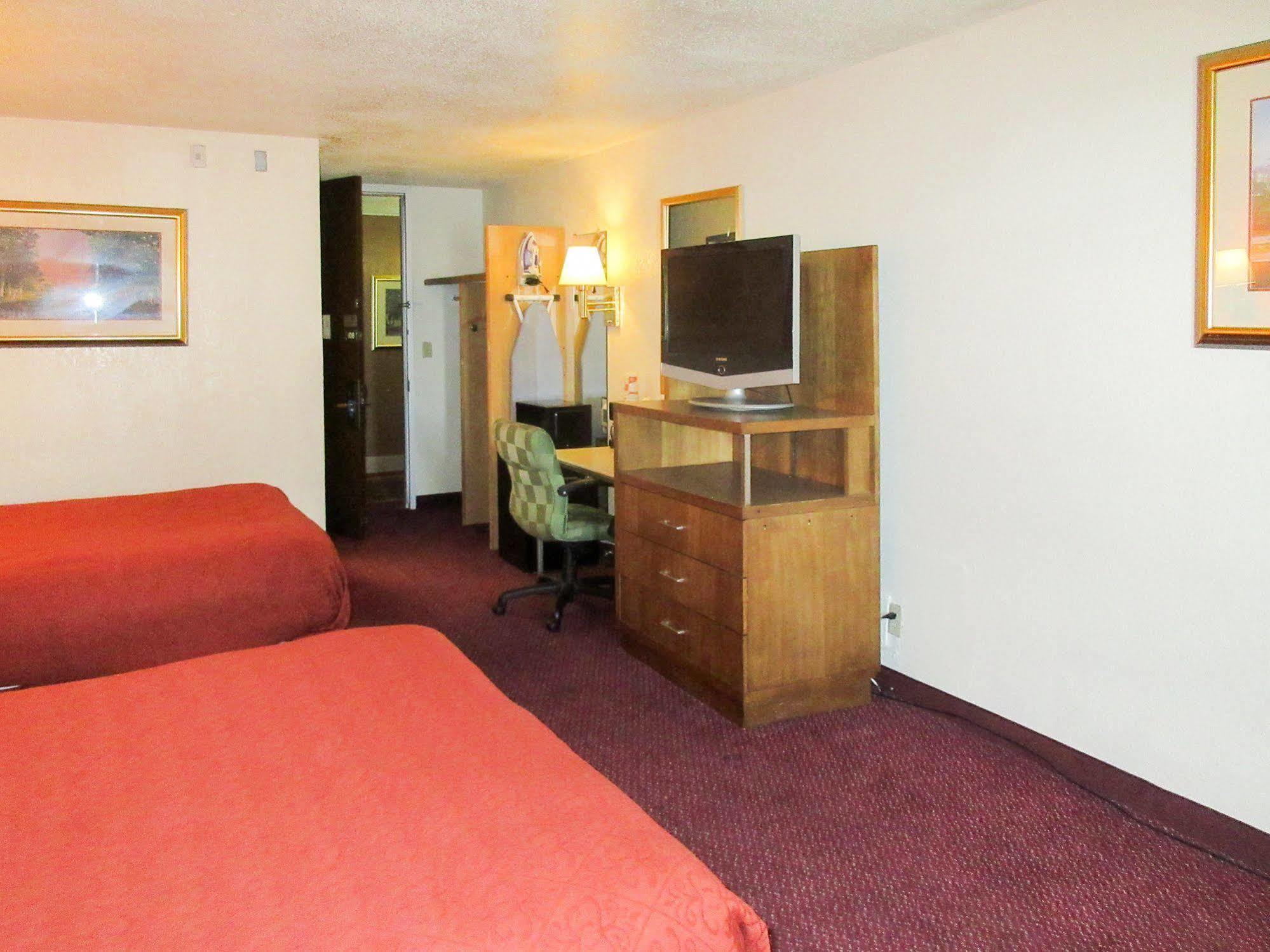 Rodeway Inn & Suites DEN Exterior foto